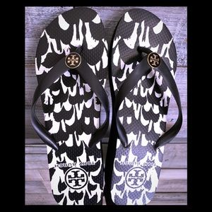 Black wedge Tori Burch